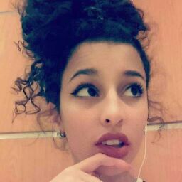 Danielle Ramirez Photo 15
