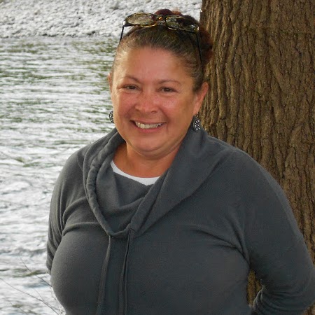 Sandra Joyce Photo 34