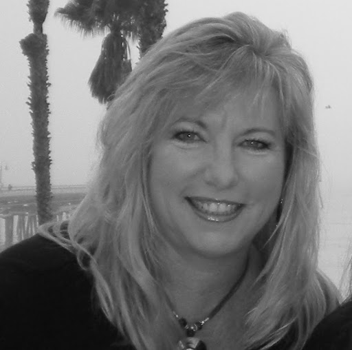 Jennifer Fitzpatrick Photo 19
