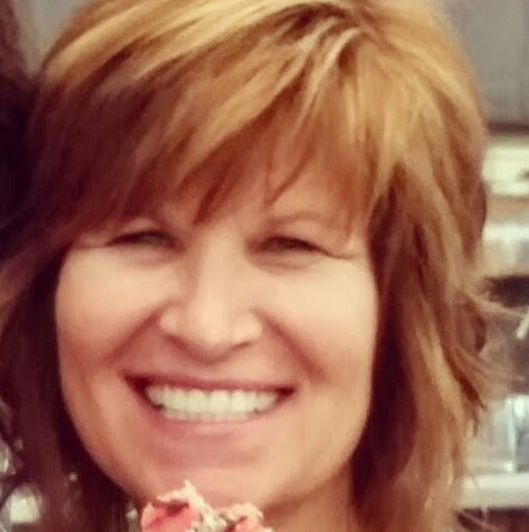 Joanna Robbins Photo 38