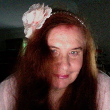 Helen Scott Photo 13