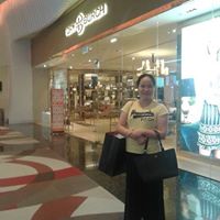 Gladys Robles Photo 15