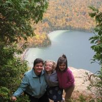 Lori Robinson Photo 16