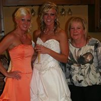 Debbie Hunt Photo 7
