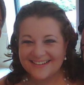Amy Gallagher Photo 9
