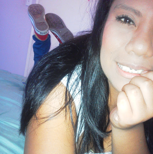Jazmine Diaz Photo 9