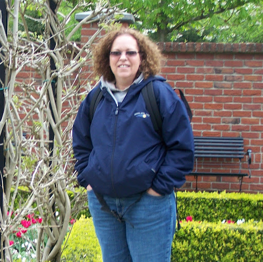 Laurie Hackett Photo 8