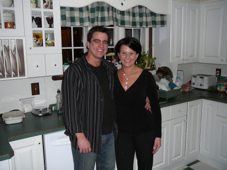Lynn Adams Photo 17