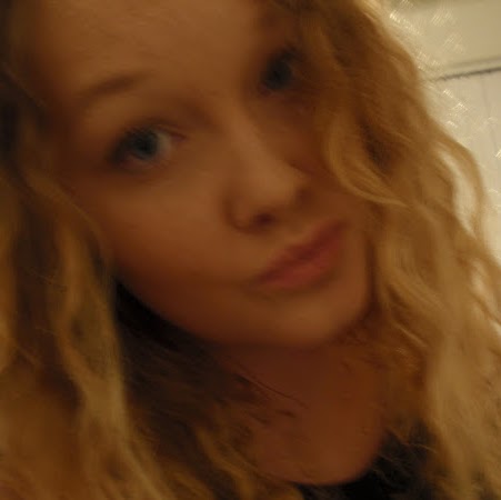 Emily Paquette Photo 5