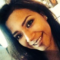 Ana Muniz Photo 3