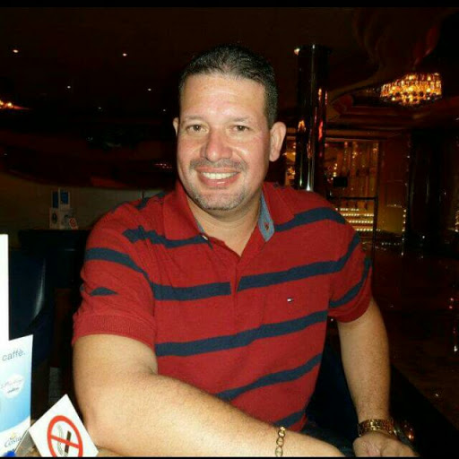 Manuel Medina Photo 39
