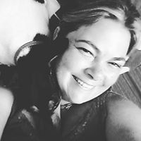 Renata Harris Photo 17