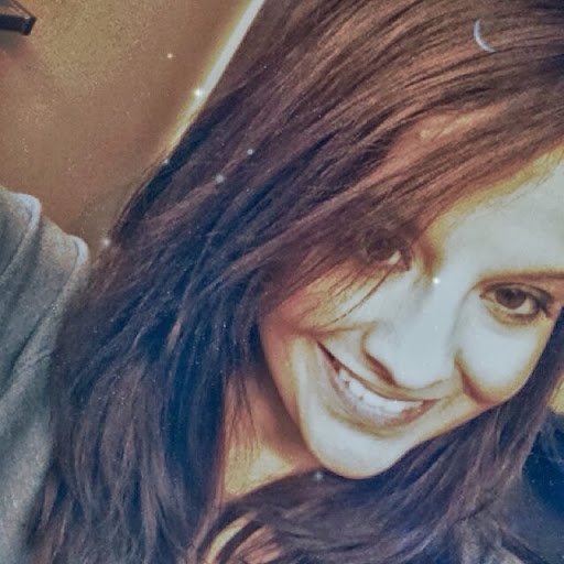 Stephanie Ritchie Photo 12