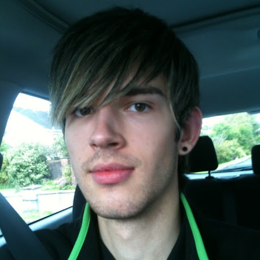 Leigh Burke Photo 6