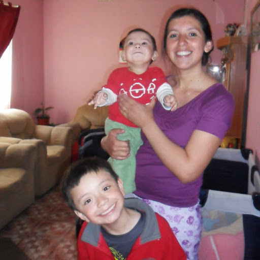 Elizabeth Pino Photo 12