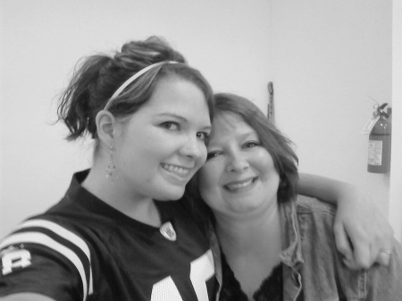 Stacey Tuttle Photo 18