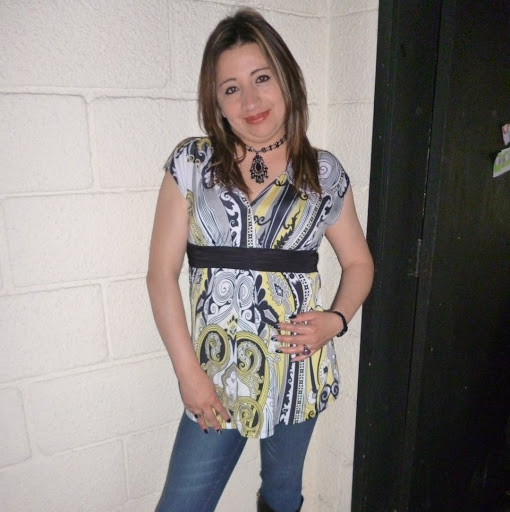 Jackeline Martinez Photo 8