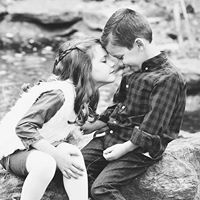 Stephanie Simms Photo 34