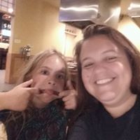Amanda Lowery Photo 21