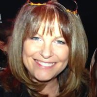 Ruth Bradley Photo 23