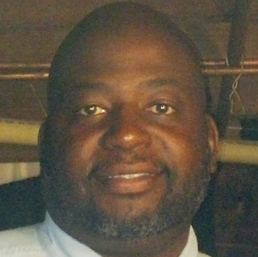 Timothy Holmes Photo 12