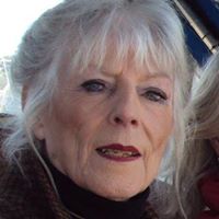 Maxine Dunn Photo 26