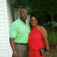 Sandra Dickens Photo 35