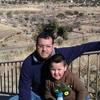 Hector Robles Photo 36
