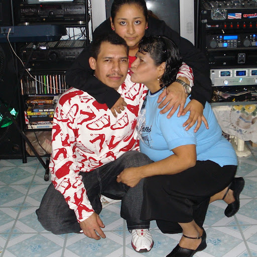 Jose Quinteros Photo 23