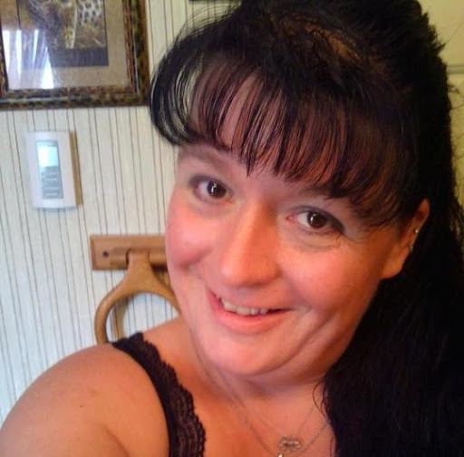 Kristie Ellis Photo 9