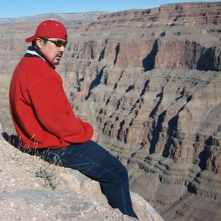 Christopher Torres Photo 10