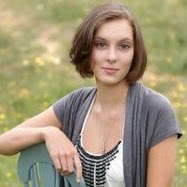 Elizabeth Roberts Photo 47