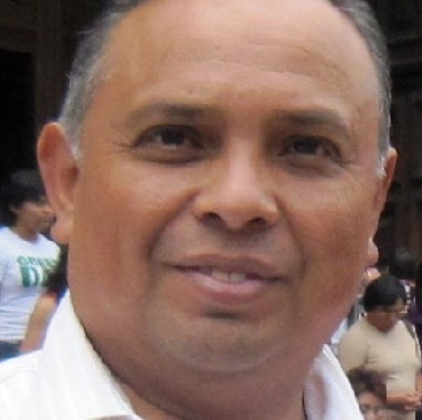 Alejandro Valladares Photo 3