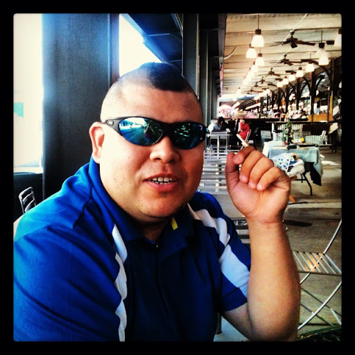 Daniel Gonzales Photo 35