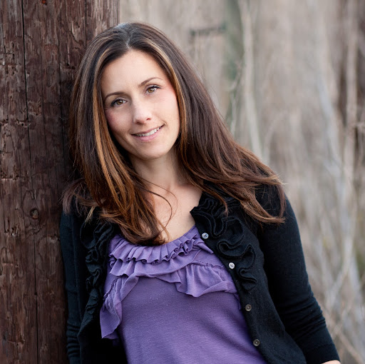 Jennifer Rodriguez Photo 25