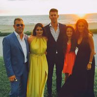 Chris Hendrickson Photo 38