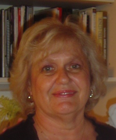 Janet Richards Photo 19