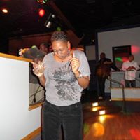 Dee Caldwell Photo 32