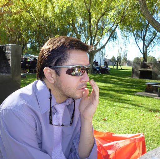 Alejandro Salinas Photo 33
