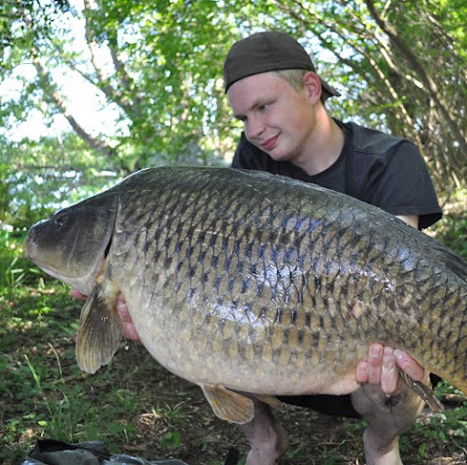Tim Simons Photo 36