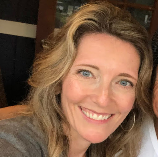 April Sullivan Photo 37