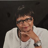 Connie Booker Photo 9