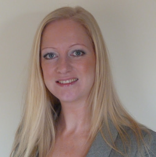 Rebecca Stanley Photo 24