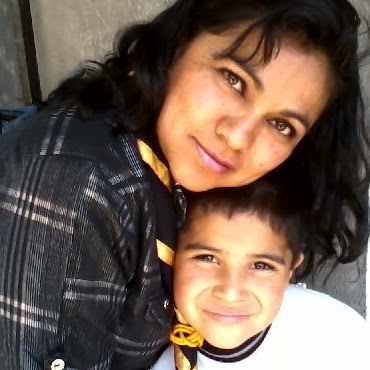Claudia Robles Photo 40
