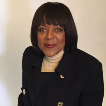 Beverly Robinson Photo 27