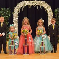 Kelly Stringer Photo 37