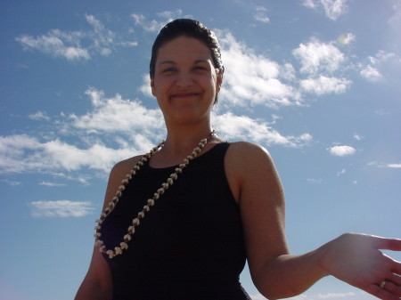 Stephanie Thompson Photo 23