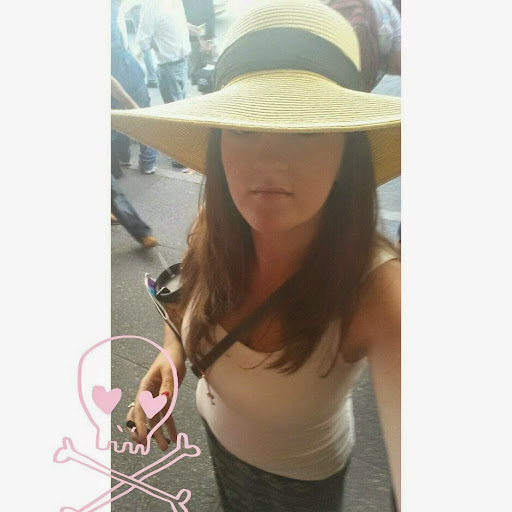 Julia Sampson Photo 1