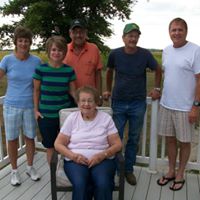 Lori Andrews Photo 17