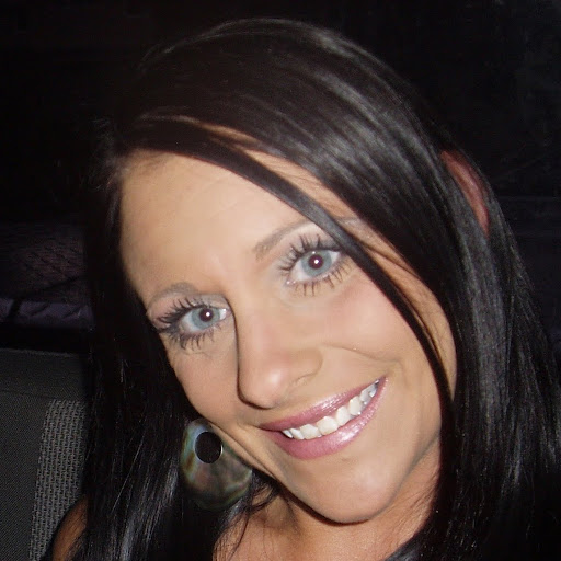 Angela Valdez Photo 28